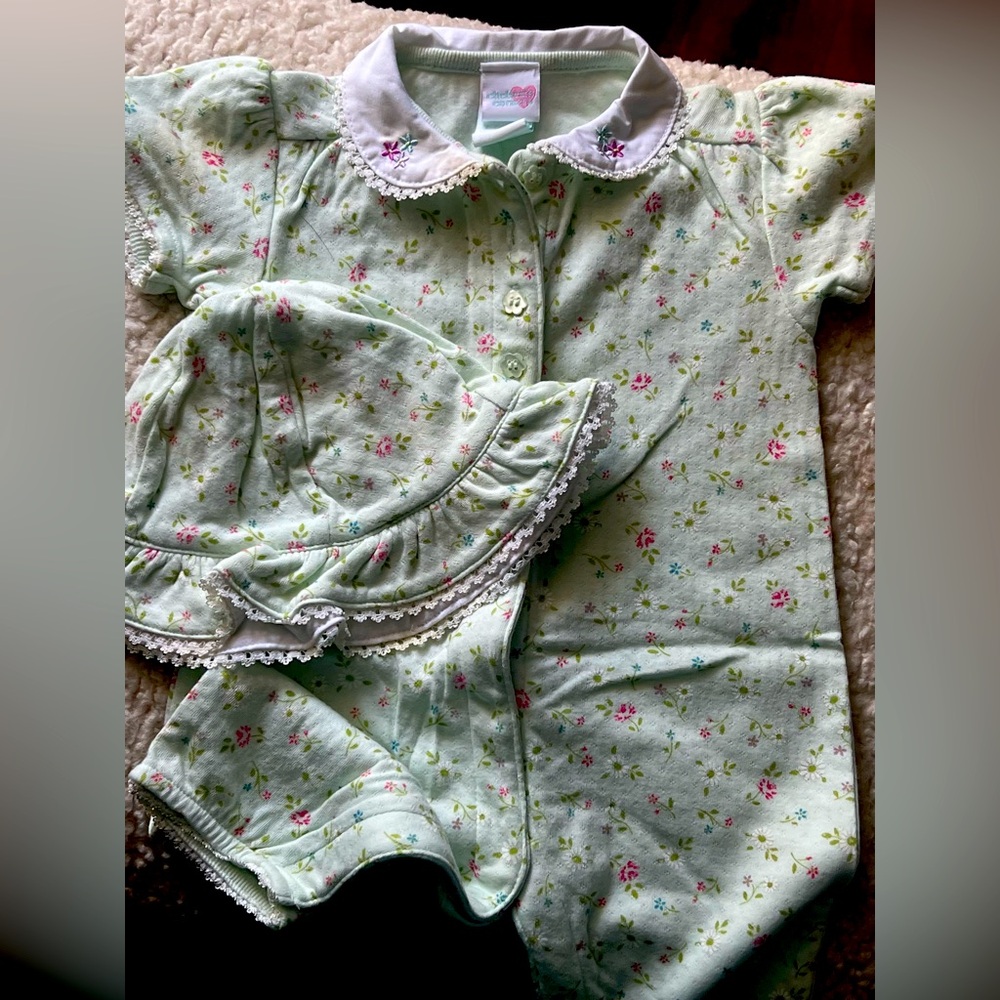 New Chelsea’s Corner 2- piece onesie set
